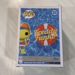 Funko Pop! Vinyl: Floaty Freddy Black Light #212 SDCC- San Diego Comic Con