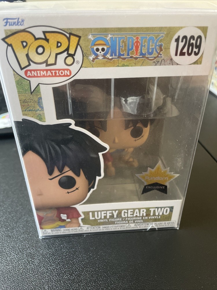 Funko Pop! One Piece Luffy Gear Two Fundom Exclusive #1269 + Protecter