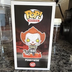**Funko Pop! It – Pennywise #1437 Glow Chase Limited Edition W/protector**