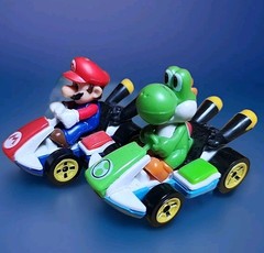 Nintendo Mario Kart Hot Wheels Diecast Cars pair of Racers 2018 Yoshi and Mario