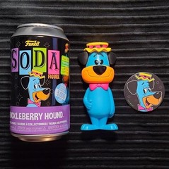 Funko Soda BLACKLIGHT (Huckleberry Hound) SDCC 2022 Exclusive W/ Can + Pog Coin