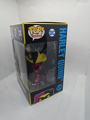 Funko Pop! Vinyl: DC Universe – Harley Quinn 376 Blacklight Summer Convention Ex