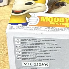Funko POP! Ad Icons Mooby’s Mascot Vinyl Figure #137 2021 Summer Con LE