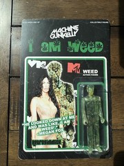 MACHINE GUN KELLY – I AM WEED – RETROGIMMICK LIMITED EDITION 4” FIGURE MEGAN FOX