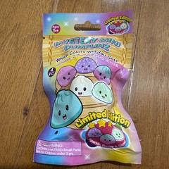 Mystery Mini Dumplinz Limited Edition Blind Bag 2 Figures + 2 Cases New
