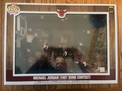 Funko Pop! Deluxe NBA Michael Jordan 1987 Dunk Contest #209 — Minor Box DAMAGE