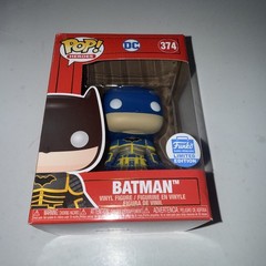Funko Pop! Vinyl: DC Universe – Batman (Blue) – Funko (Exclusive) #374