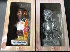 PAIR OF HOOTERS 20TH ANNIVERSARY PEWTER BOBBLE HEAD OWL STATUES