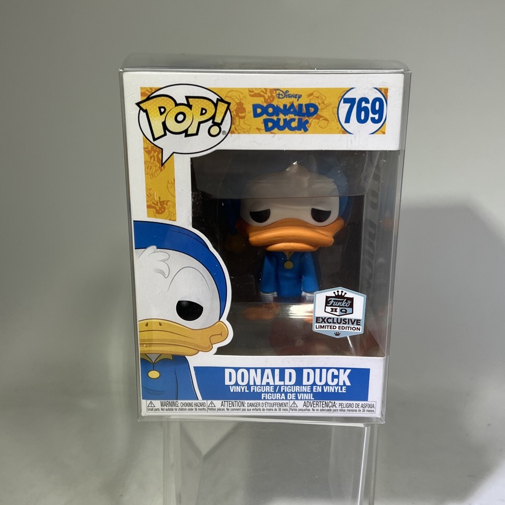 Funko Pop Disney Donald Duck #769 Funko Flagship Store Exclusive + Protector
