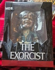 Mezco Designer Series The Exorcist Regan Vinyl Figure Interchangeable Legs