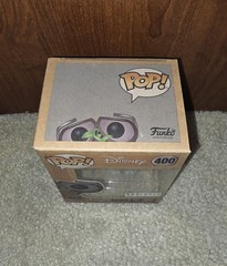 Funko Pop! Disney Pixar – Wall-E (Earth Day) #400 Box Lunch Excl with Protector