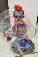 Spirit Halloween Killer Klowns from Outer Space Rudy Light Up Statue Figure RARE