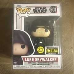 Funko Pop! Vinyl: Star Wars – Luke Skywalker (Glows in the Dark) – Entertainment