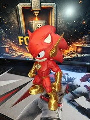 DC Universe The Flash Sonic Collectible Vinyl Figure Red Gold Superheroes Theme