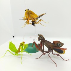 Bandai Gashapon Mantis Figure 4″ to 5″ Big Kamakiri Insect Bug Direct from Japan