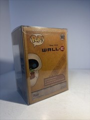 Funko POP! Eve (Wall-E) #552 *Box Lunch Earth Day Exclusive* Disney AT