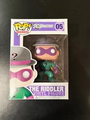 The Riddler DC Universe Funko Pop! Heroes #05- VAULTED. With hard protector