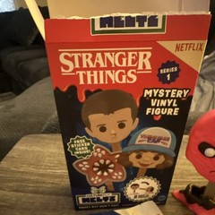 CultureFly CULt Stranger Things Series 1 Mystery Vinyl Figure Demogorgon Red