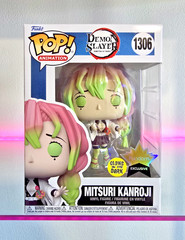 Funko Pop!: Demon Slayer – Mitsuri Kanroji (GLOWS) (Fundom Exclusive) #1306 🌟