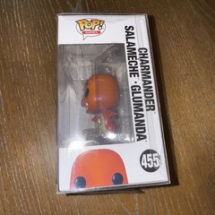 Pokemon Center Exclusive Charmander Pearlescent Funko Pop #455 + protector