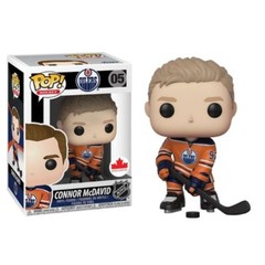 *IN HAND* CANADA EXCLUSIVE Funko Pop! EDMONTON OILERS CONNOR MCDAVID #05