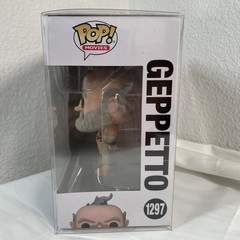 Funko POP! Movies Netflix Pinocchio – Geppetto Figure #1297 + Protector