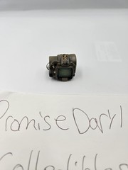 1/6 Scale Custom Painted Fallout 4 Pip-Boy with Screen Effects 1:1