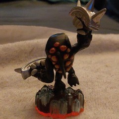 Skylanders Chop Chop Figure Translucent Black/Silver/Orange/Blue Cert W4125