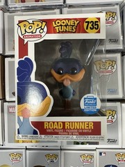 Funko Pop! Vinyl: Looney Tunes Road Runner Funko Shop (Exclusive) #735