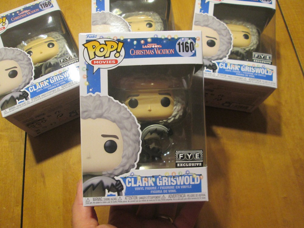 FUNKO POP NATIONAL LAMPOON’S CHRISTMAS VACATION CLARK GRISWOLD # 1160 FYE