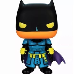 Funko Pop! DC #374 Batman – Blacklight Exclusive w/ Protector_1