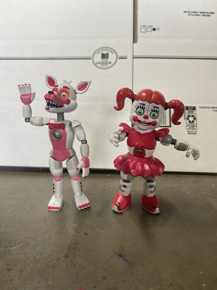 Funko five nights at Freddy’s￼Lot (baby And Funtime Foxy) Pls Read Dis