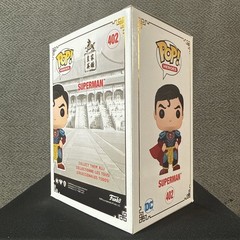 Funko Pop! Heroes – DC #402 Superman Vaulted with Protector