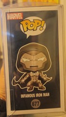 Funko Pop! Marvel Infamous Iron Man 677 Comic Fest 2020 GITD Dr. Doom