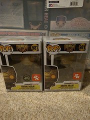 Funko Pop! Vinyl: Marvel – Iron Man – 2K Games (Exclusive) #981 Chase BUNDLE
