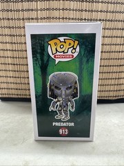 Funko Pop! Predator #913 Funko Insider Club Vinyl Figure W/Pop Protector