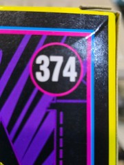 Funko Pop! DC #374 Batman – Blacklight Exclusive w/ Protector_1
