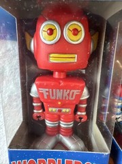 FUNKO Wobblebot XR-3000 Red & Silver Wacky Wobbler Bobblehead SCOOTERS c316