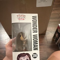 Funko Pop! Heroes DC Justice League Wonder Woman Bobble-Head #206 Vinyl