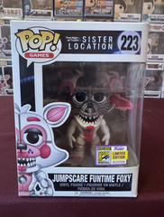 FNAF Sister Location Jumpscare Funtime Foxy #223 SDCC STICKER GRAIL