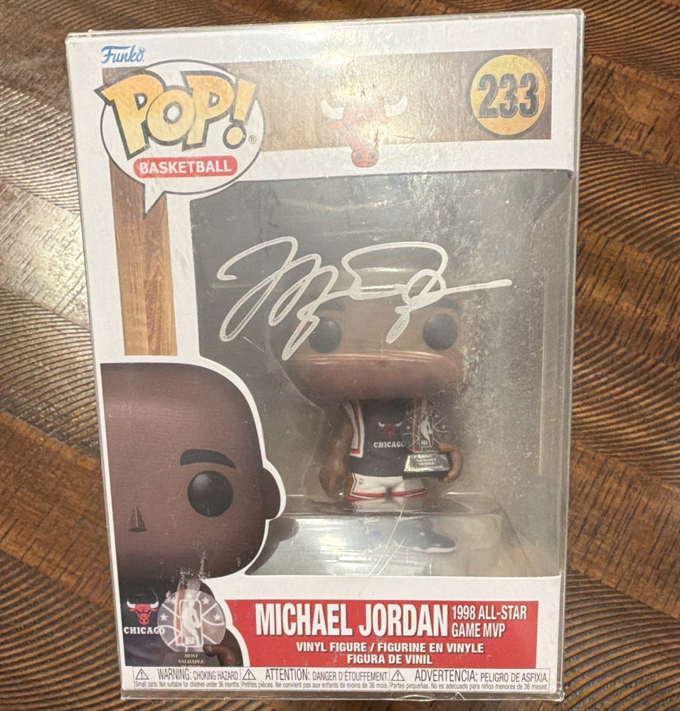 Funko Pop! NBA Michael Jordan 1998 All-Star MVP #233 Vinyl Figure Autographed