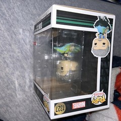 Funko Pop! Rides Deluxe: Marvel Don Personal Watercraft Salesman Target Box Worn