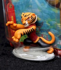2x Mini KUNG FU PANDA 2″ Collectible Figurines by Mattel – PO & TIGRESS – BNIP
