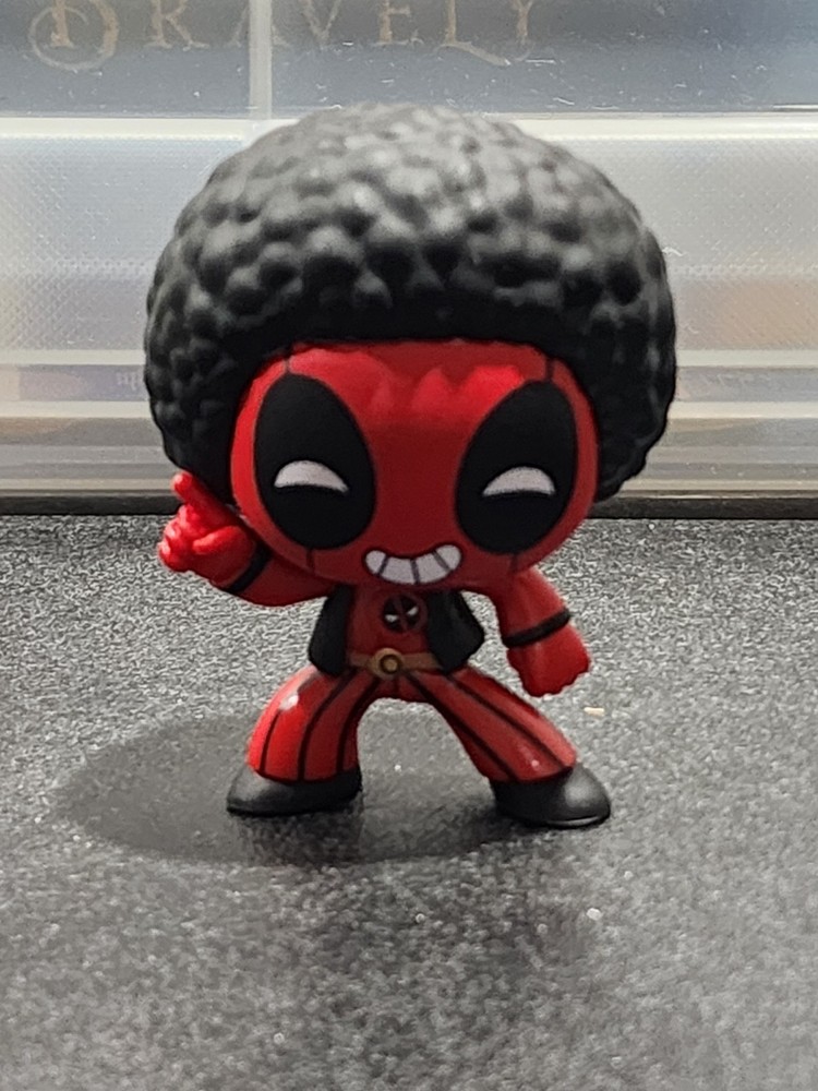 Funko Mystery Minis – Marvel Deadpool: Playtime– Disco Afro Deadpool