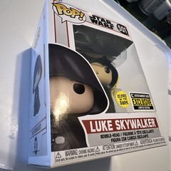 Funko Pop! Star Wars Luke Skywalker Glow in the Dark EE Exclusive Vinyl Figure