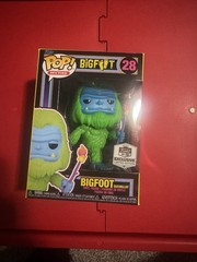 Funko Pop! Vinyl: Bigfoot – Bigfoot (Black Light) – Funko Flagship Store…