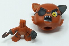 Freddy Fazbear 2″ Funko 2016 & Foxy 2015 Figures set of 2 vinyl as-is fnaf