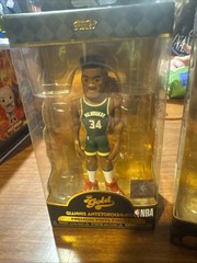 Funko Vinyl Gold 5 in: Giannis Antekokonmpo and Anthony Davis