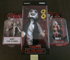 Terrifer Art the clown rare bundle, 2 Neca toys 1 Kidrobot