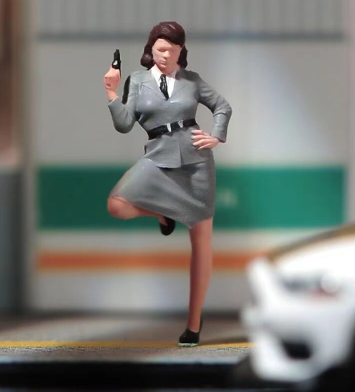 ZD 1:64 Painted Figure Model Miniature Diorama Sand Lady Female Agent Beauty